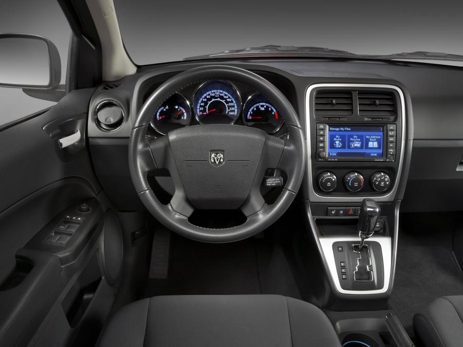  Dodge Caliber R/T 2009 года  (фото 13 из 16)